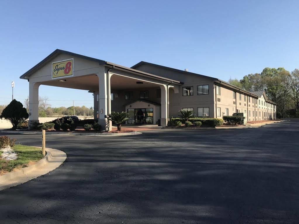 Super 8 By Wyndham Montgomery I-65 Exterior photo